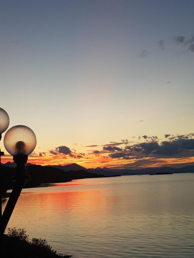 Rooms Lake View Balani Restaurant Shkodër Екстериор снимка