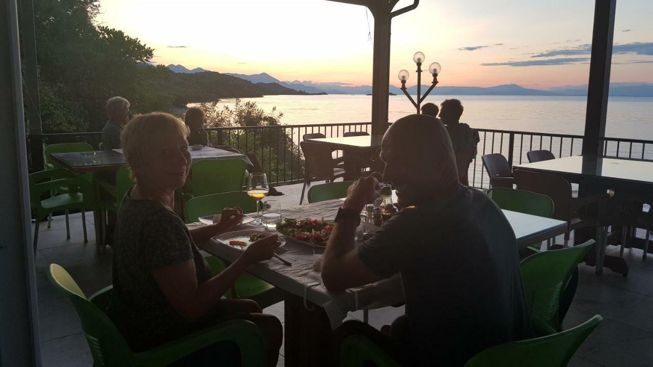 Rooms Lake View Balani Restaurant Shkodër Екстериор снимка