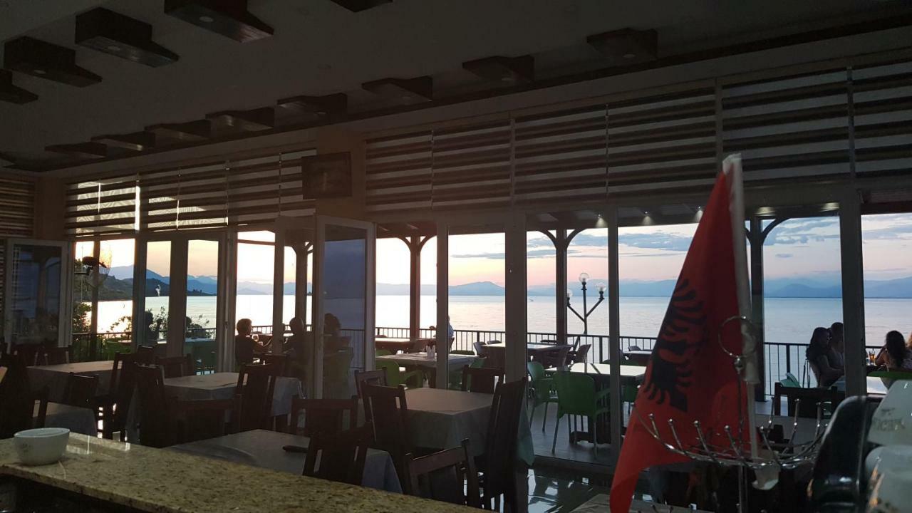Rooms Lake View Balani Restaurant Shkodër Екстериор снимка